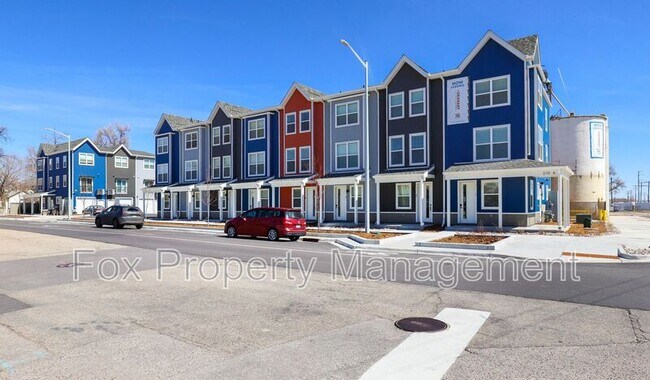 Building Photo - 210 Emery St