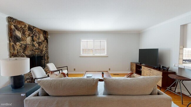 Building Photo - 1 br, 1 bath House - 1142 Pimento Ave Priv...