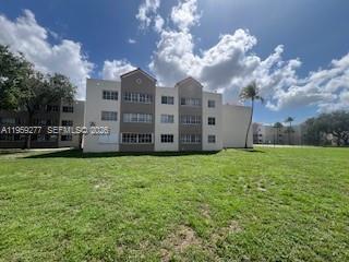 Foto del edificio - 6175 NW 186th St