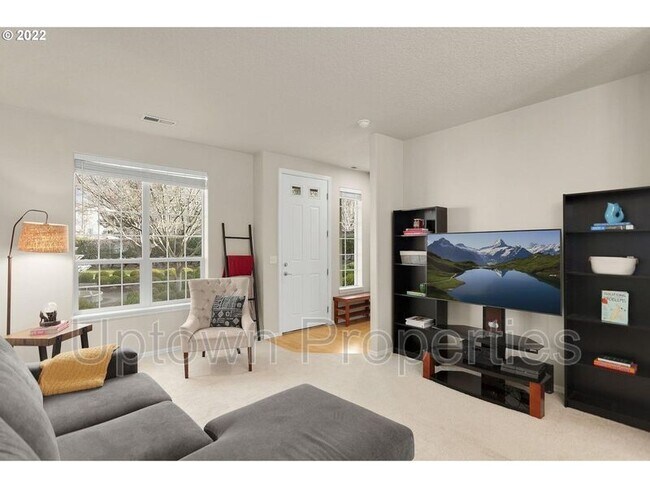 Building Photo - 11720 SW Willet Terrace