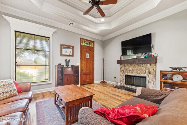 Building Photo - 126 Heathwood Dr