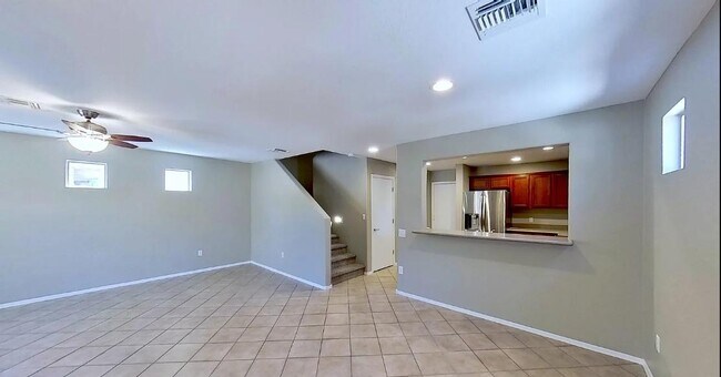 Building Photo - 10567 E Pleasant Pasture Dr