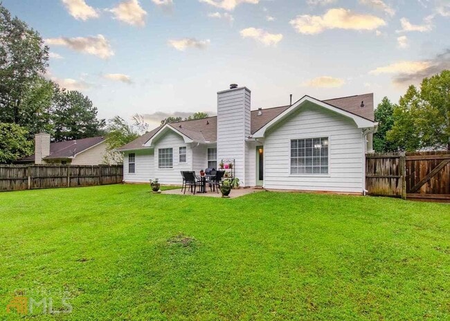 Building Photo - 345 Cornwallis Way