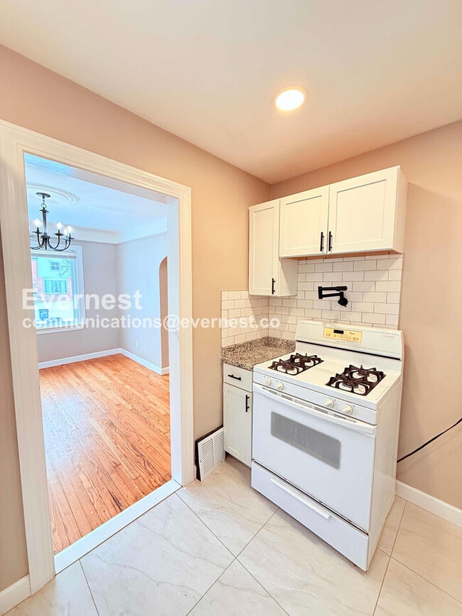 Foto del edificio - 15472 Lauder St