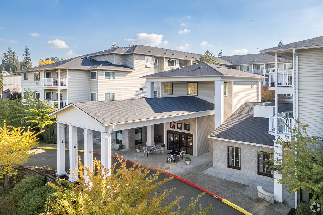 Primary Photo - Courtyard Village