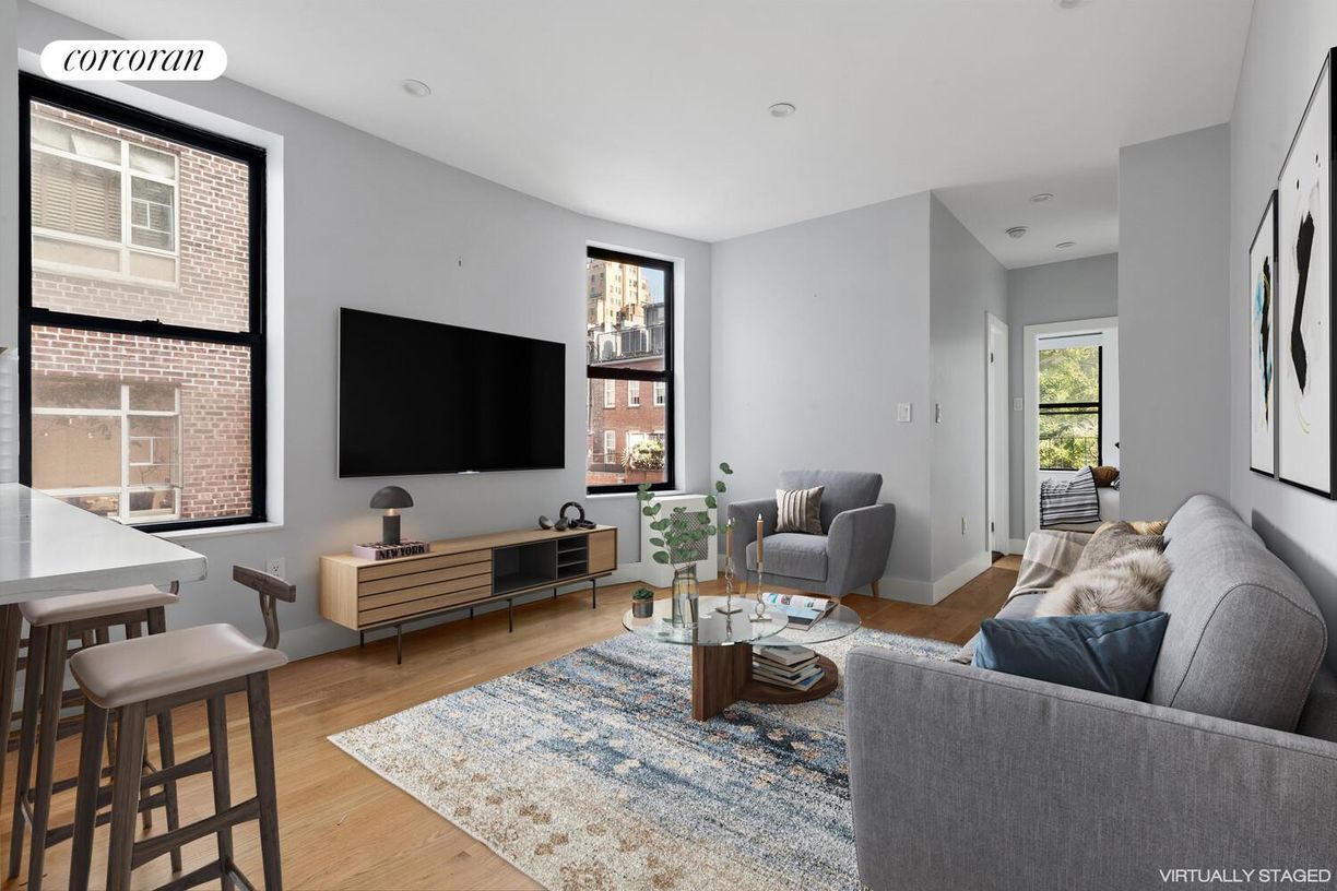 Foto principal - 11 1/2 W 84th St