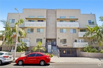 Building Photo - 11312 Huston St
