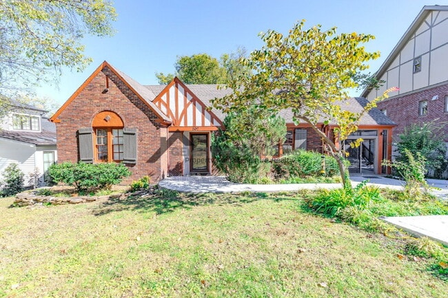 Foto del edificio - 502 32nd Ave S