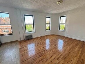 Building Photo - 456 E 149th St