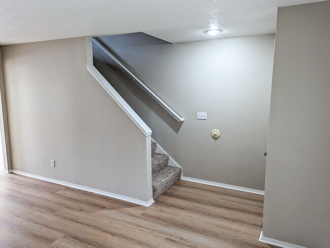 Foto del edificio - 5124 Skyline Village Loop S