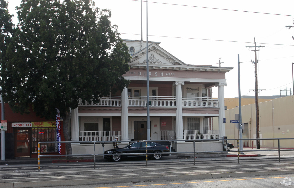 Primary Photo - The Hirsh Apartments