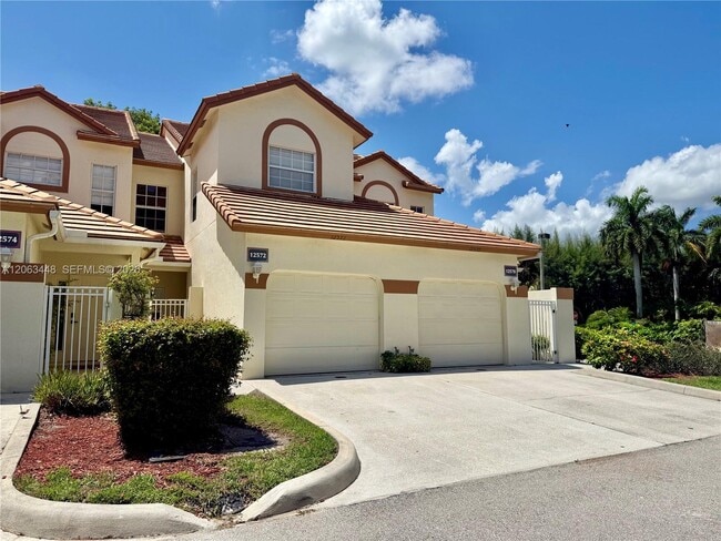 Building Photo - 12572 Shoreline Dr