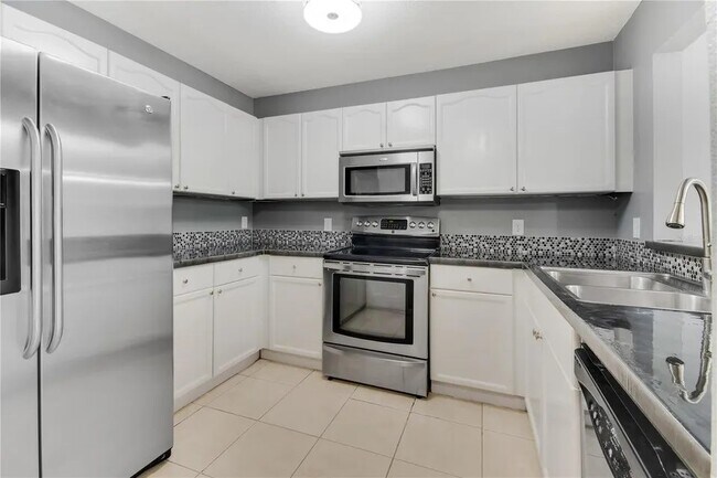 Foto del edificio - 1007 Butterfly Blvd