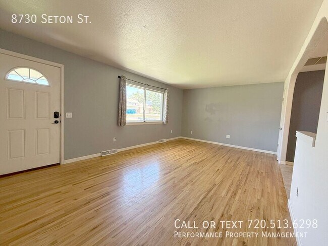 Foto del edificio - 8730 Seton St
