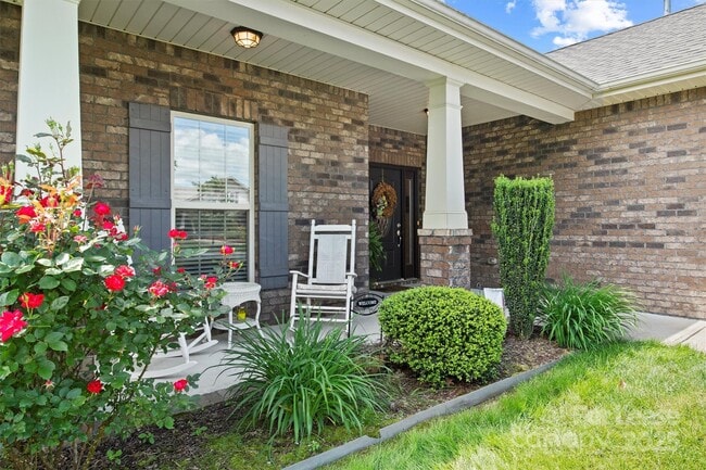 Building Photo - 7266 Kenyon Dr