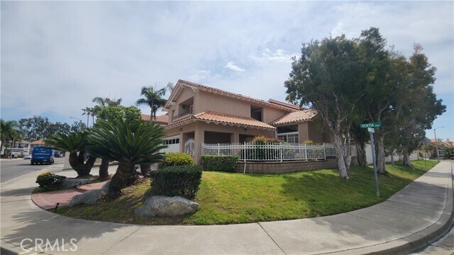 Building Photo - 2162 Ventia