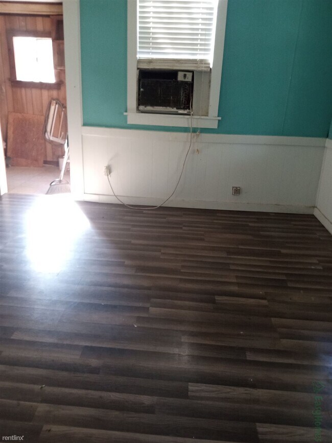 Building Photo - 4 br, 2 bath House - 2076 May Street