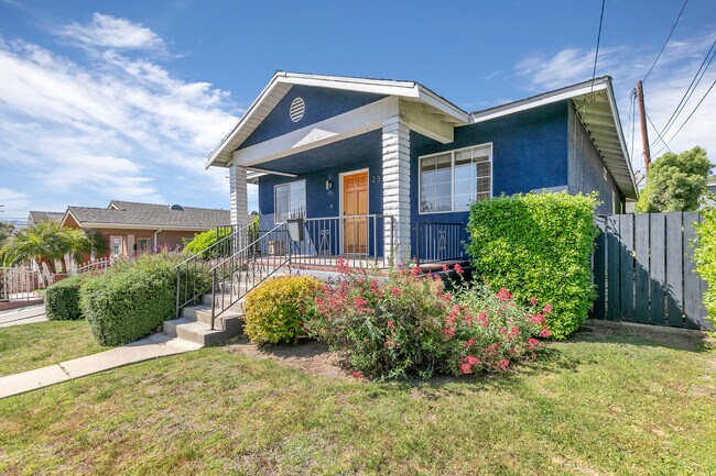 Foto del edificio - 2347 Moss Ave