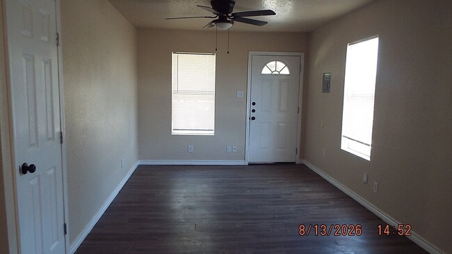 Building Photo - 508 W Baetz Blvd