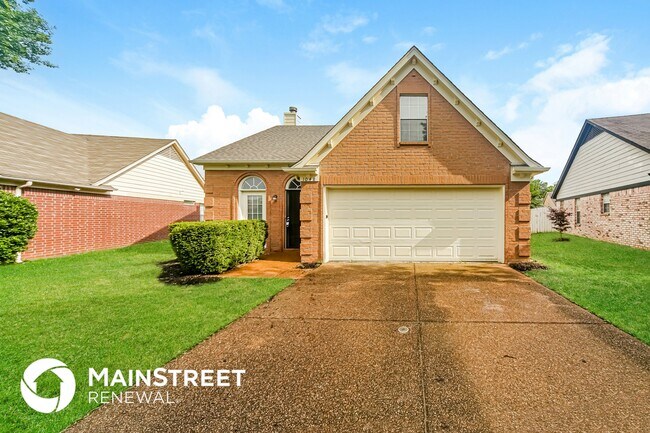 Foto del edificio - 1048 Cross Wood Ln