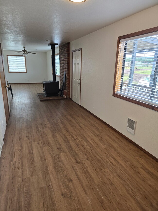 Building Photo - 7375 W Bridle Trail