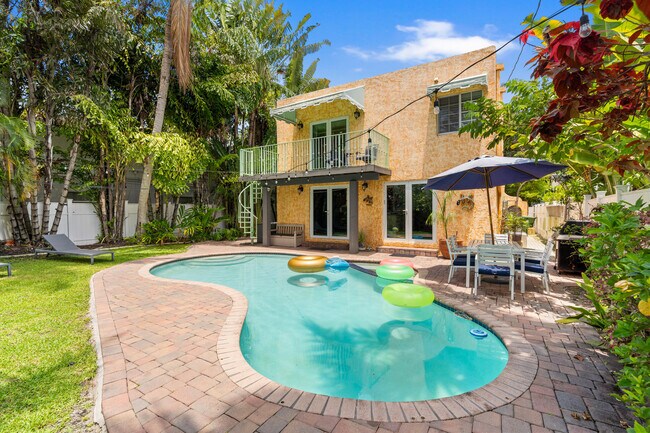 Foto del edificio - 614 SE 5th Ct