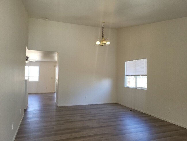Foto del edificio - 9940 Brightridge Dr