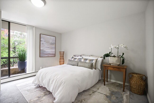 Bedroom - 1700 17th St