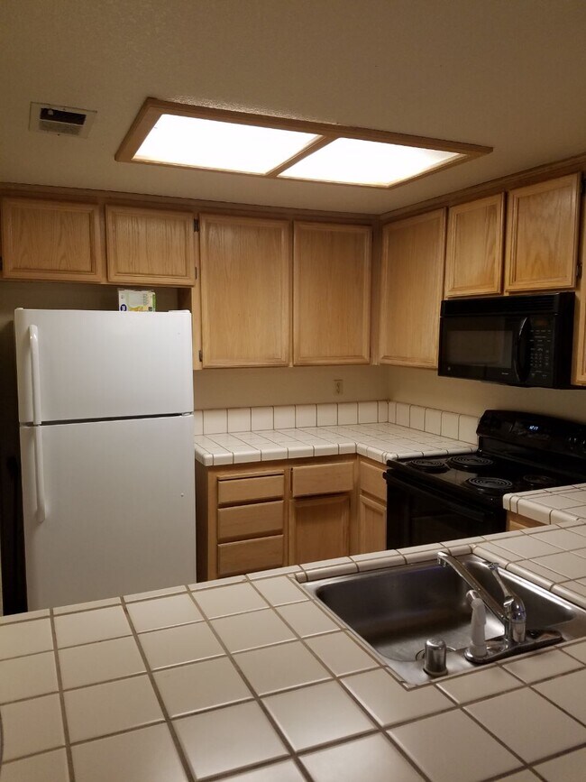 Foto del edificio - 24699 Diamond Ridge Dr