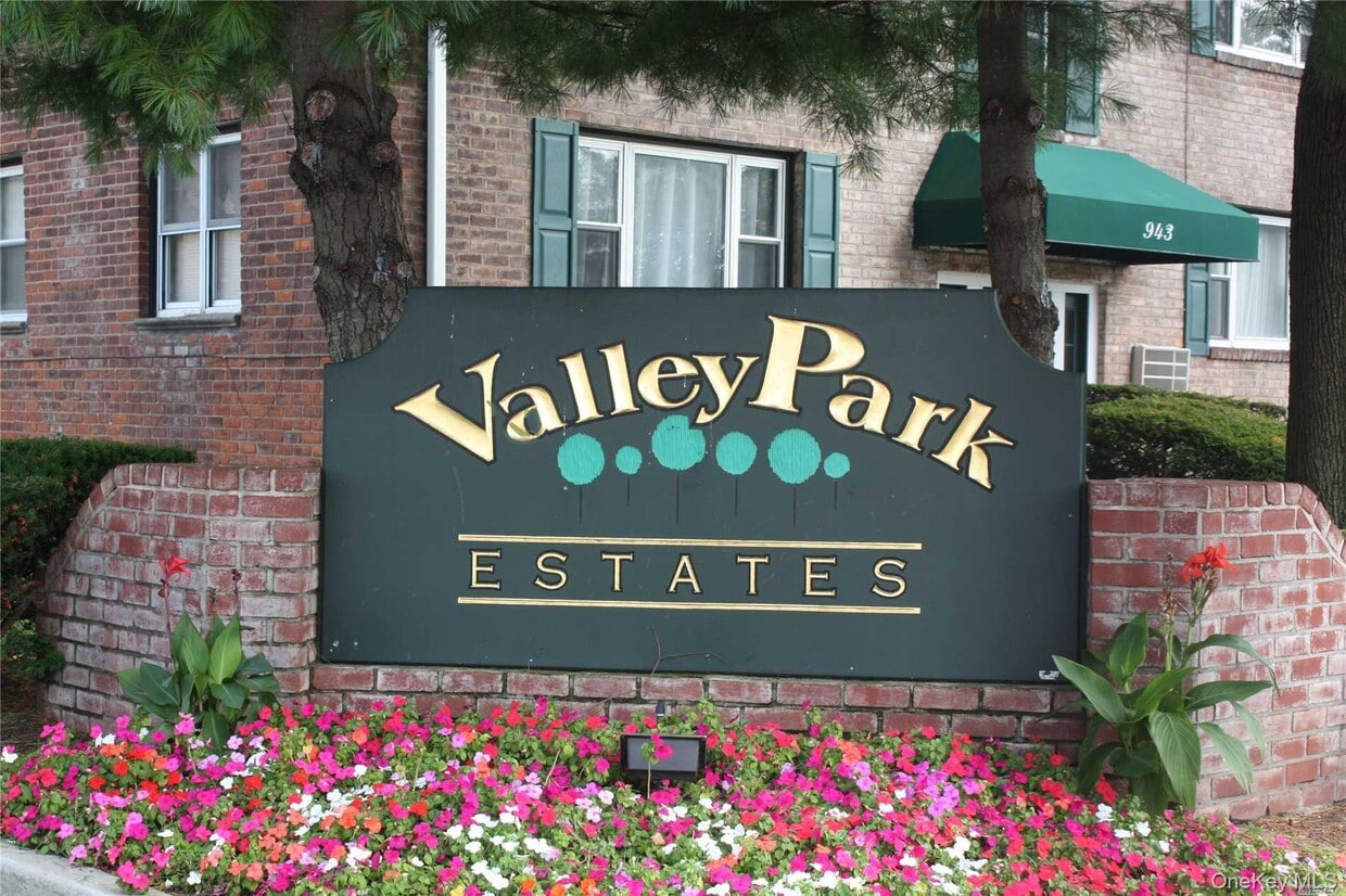 Foto principal - 957 Fenwood Dr