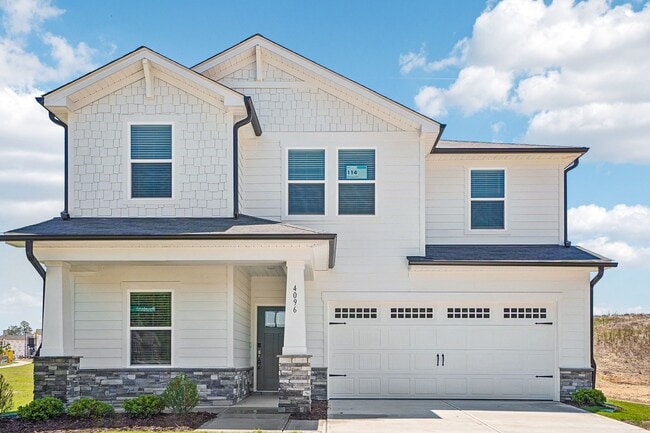 Building Photo - 4096 Rosebush Dr