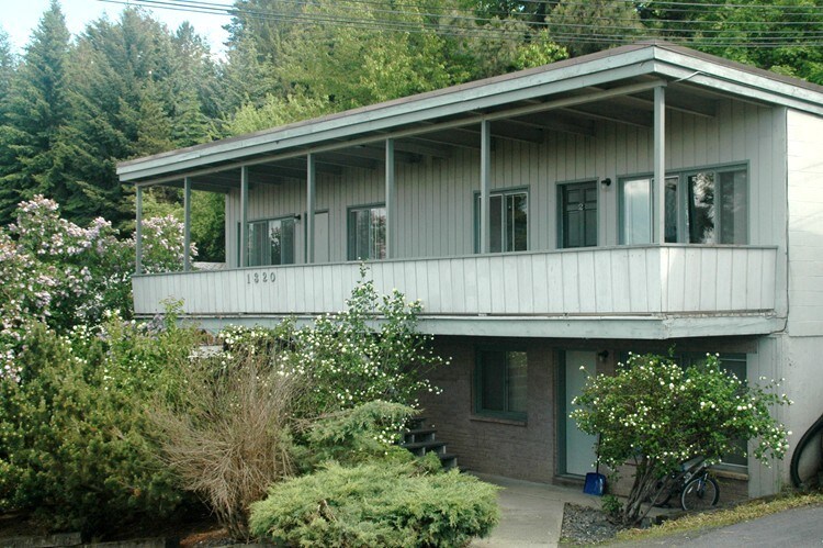 Primary Photo - 1320 Linda Ln