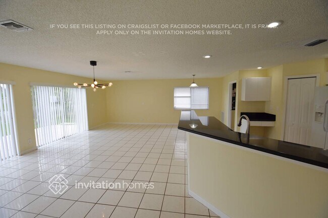 Foto del edificio - 1211 NW 193rd Ave