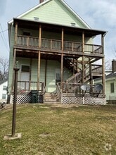 Building Photo - 1335 W 13th St