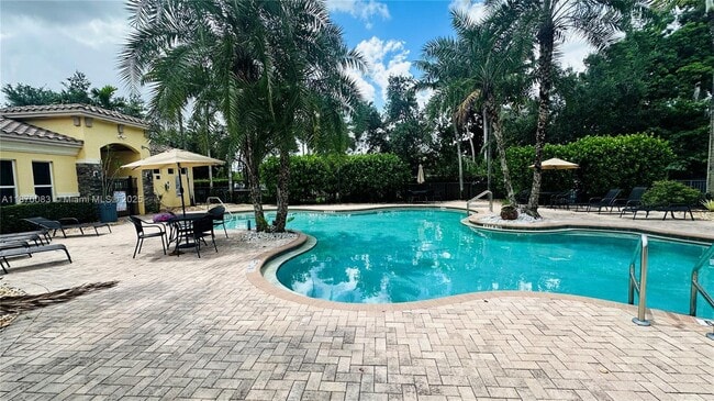 Foto del edificio - 5217 SW 78th Terrace