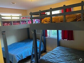 Building Photo - 4 Safe Haven Ct