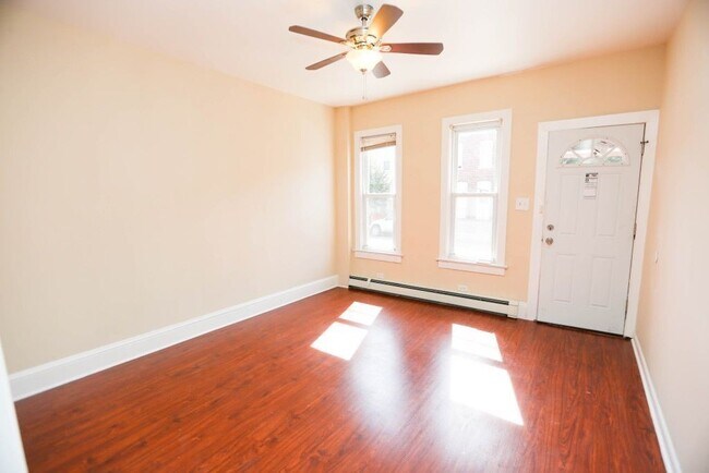 Foto del edificio - Great Home! Recently Renovated! Granite Co...