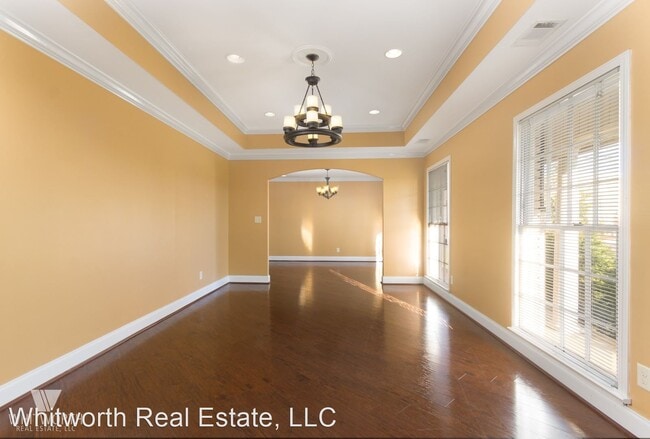 Building Photo - 3 br, 2.5 bath House - 228 Cedar Crest