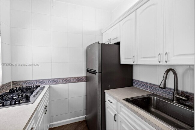 Foto del edificio - 215 30th St
