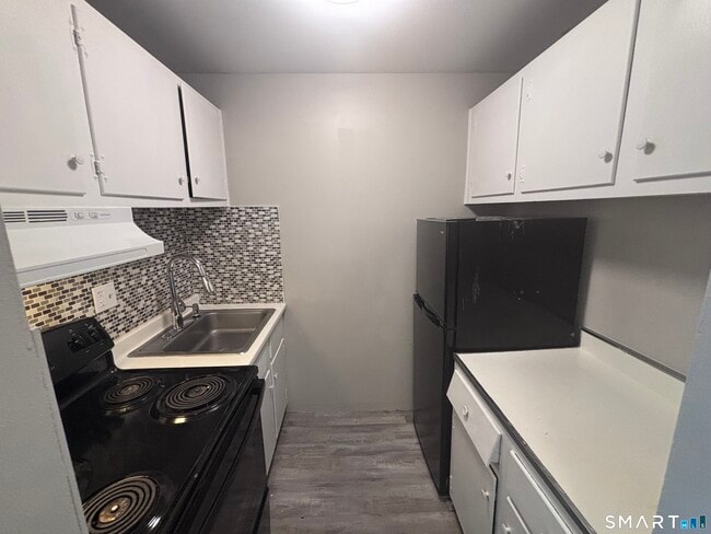 Building Photo - 194 Washington St