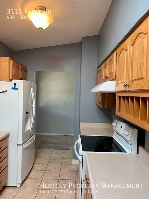 Building Photo - 3111 Flint Dr
