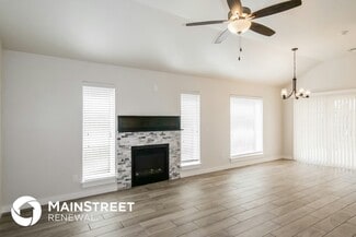 Building Photo - 508 NW 179th Cir
