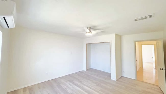 Building Photo - 500 W 47th St