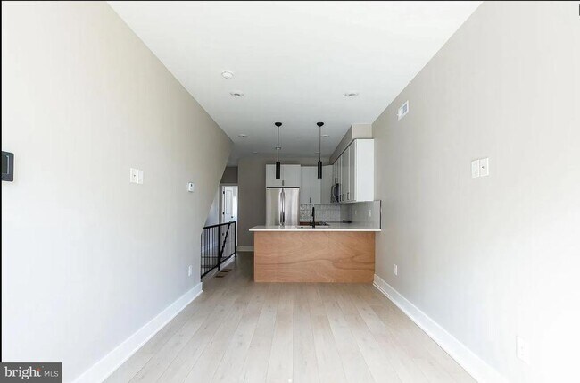 Foto del edificio - 2044 N 3rd St