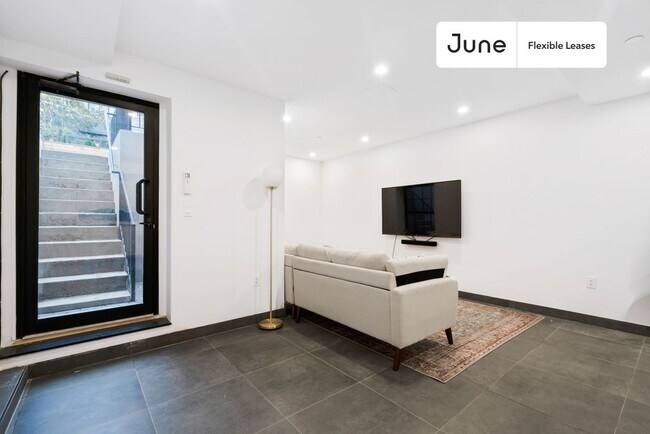 Foto del edificio - Modern Private ROOM in Bed-Stuy
