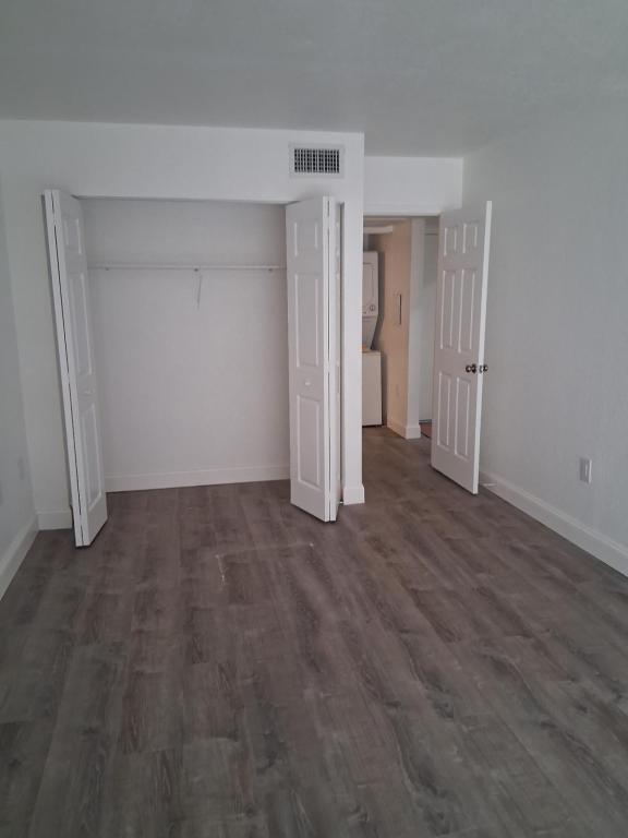 Foto del edificio - 2205 Belleair Rd