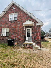 Building Photo - 204 Battery Pl