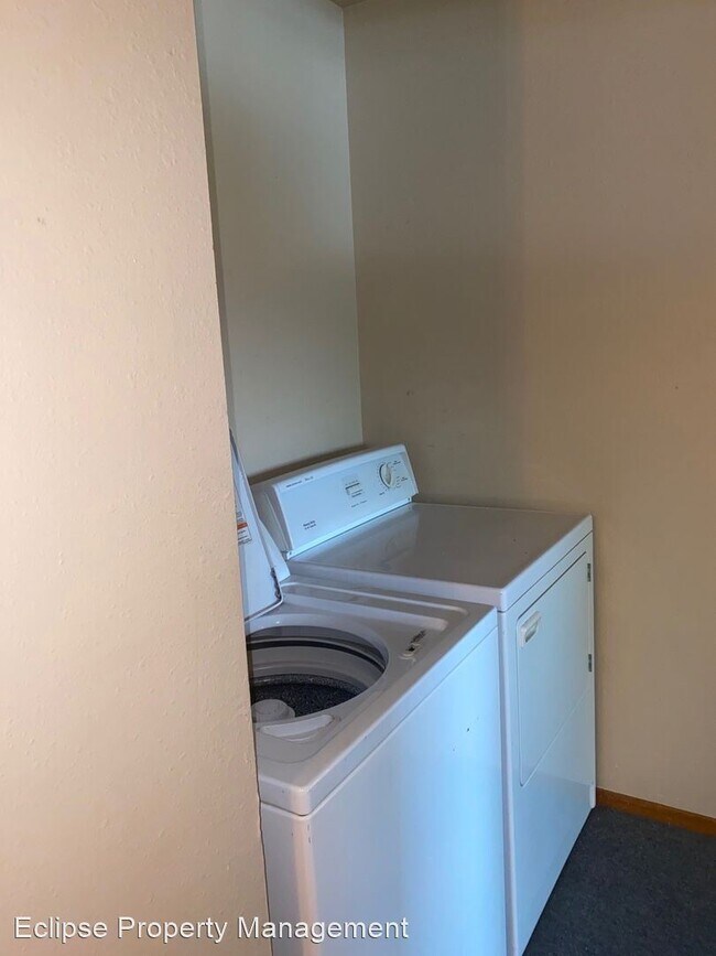 Foto del edificio - 3 br, 2 bath House - 2120 Ouray Ave