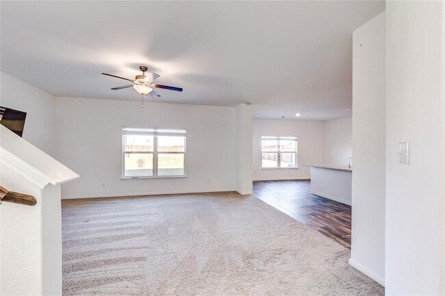 Foto del edificio - 109 Riverdale Dr