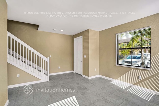 Foto del edificio - 10466 W 33rd Way